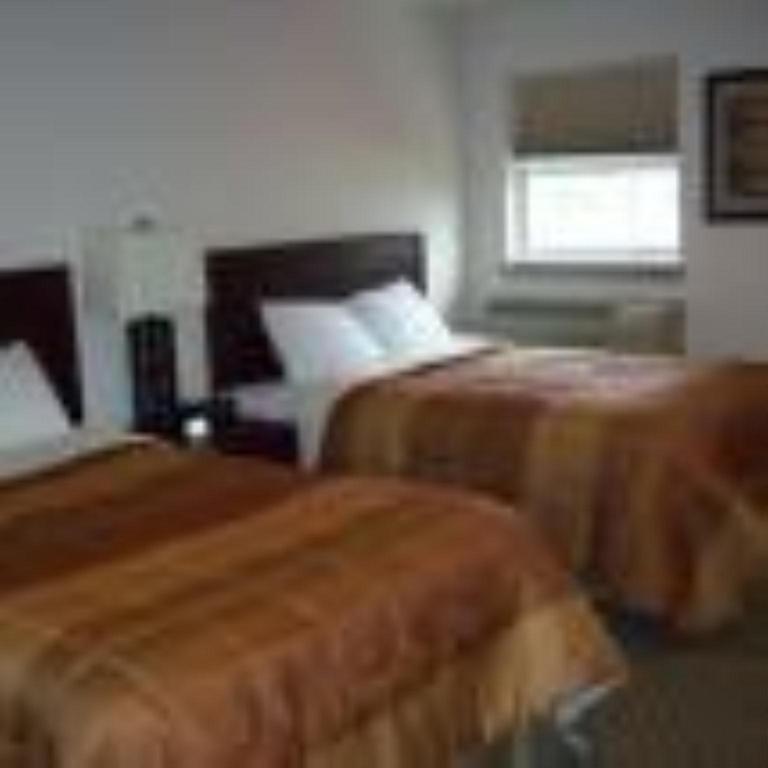 Price Pointe Inn Waukesha Buitenkant foto