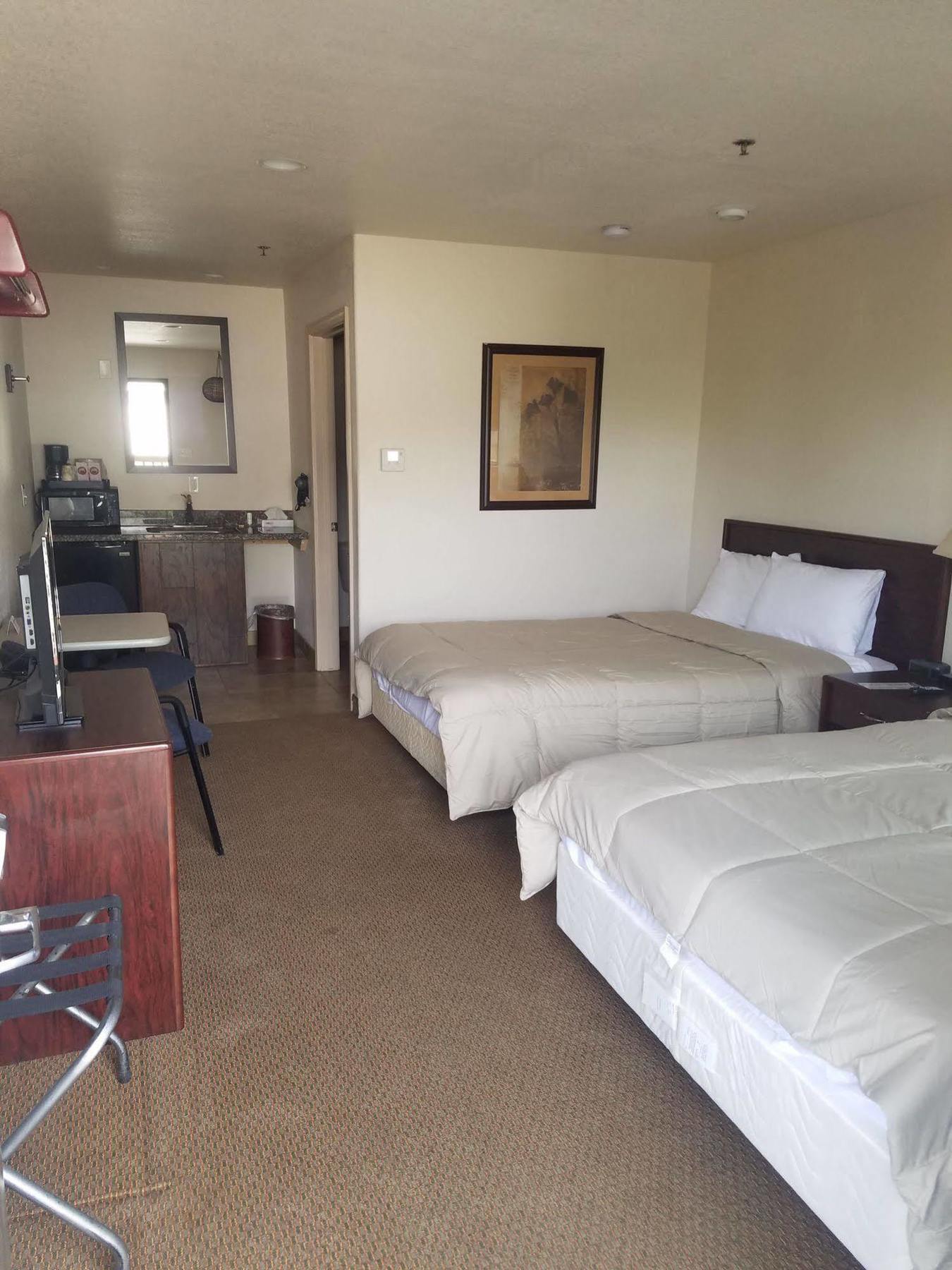 Price Pointe Inn Waukesha Buitenkant foto